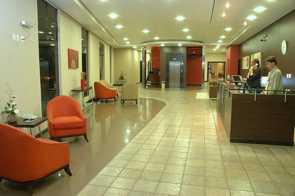 Hotel Dom Henrique Timóteo Екстериор снимка