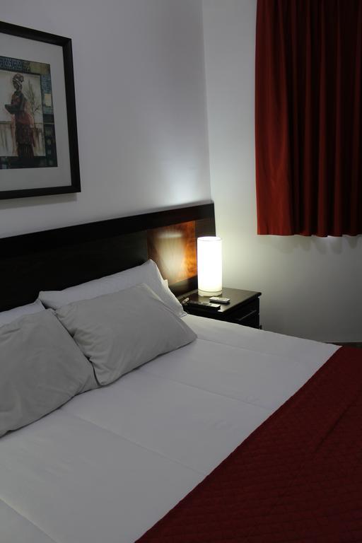 Hotel Dom Henrique Timóteo Екстериор снимка