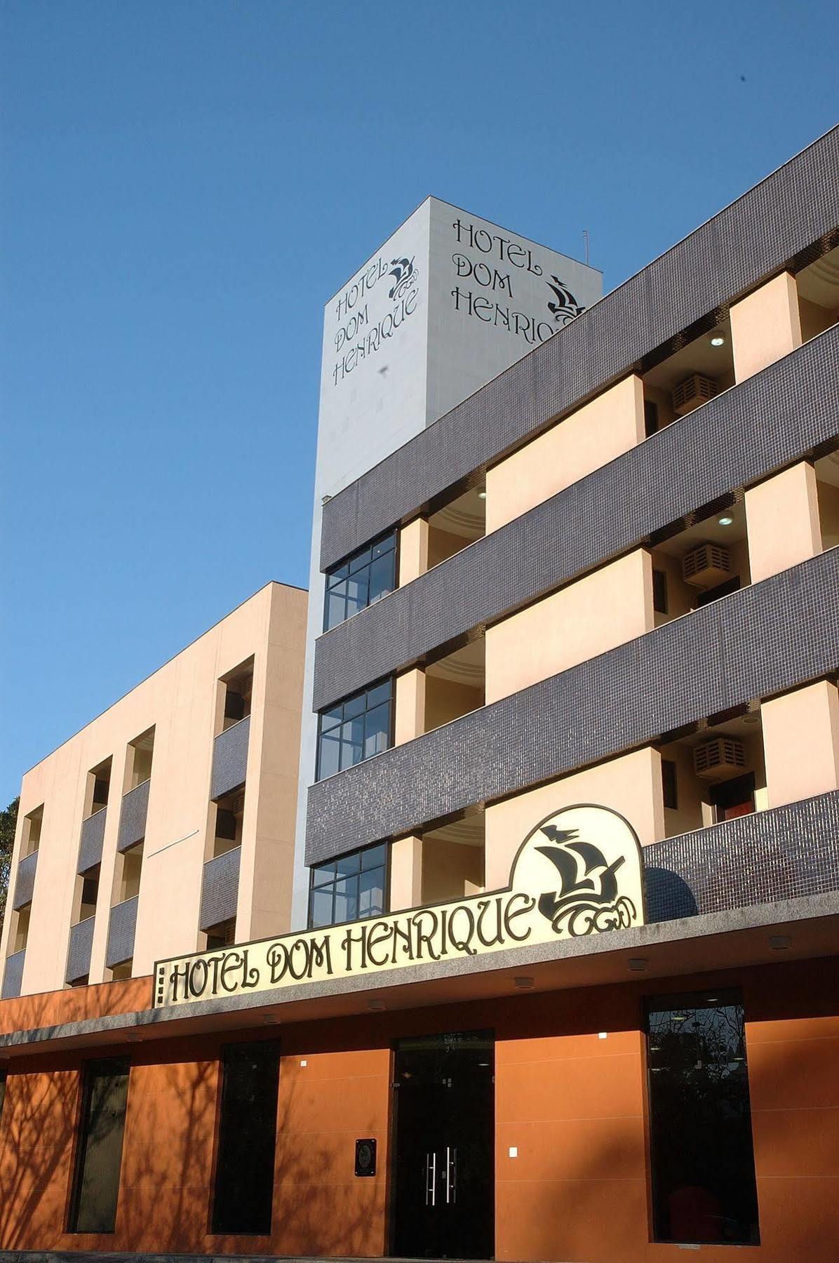 Hotel Dom Henrique Timóteo Екстериор снимка